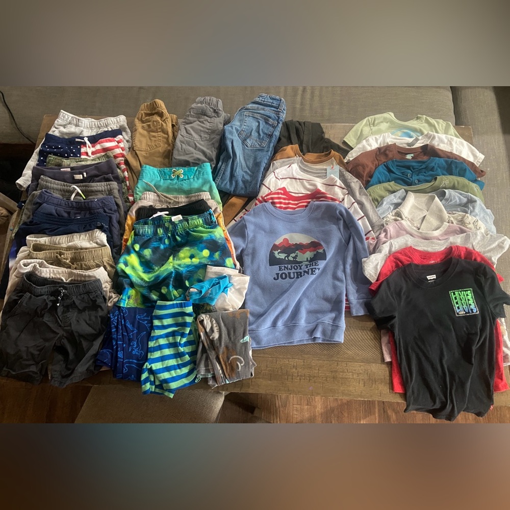 Boys 5t and 5/6 lot